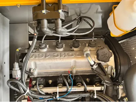 Penjana Petrol Senyap Penyejukan Air (Empat Silinder)